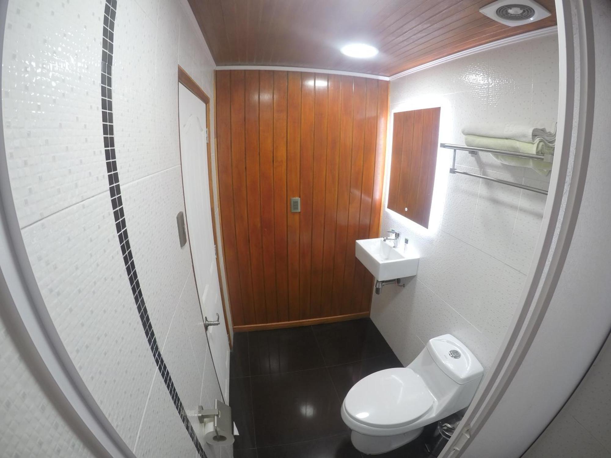 VOY Hostales - Poniente Vina del Mar Extérieur photo